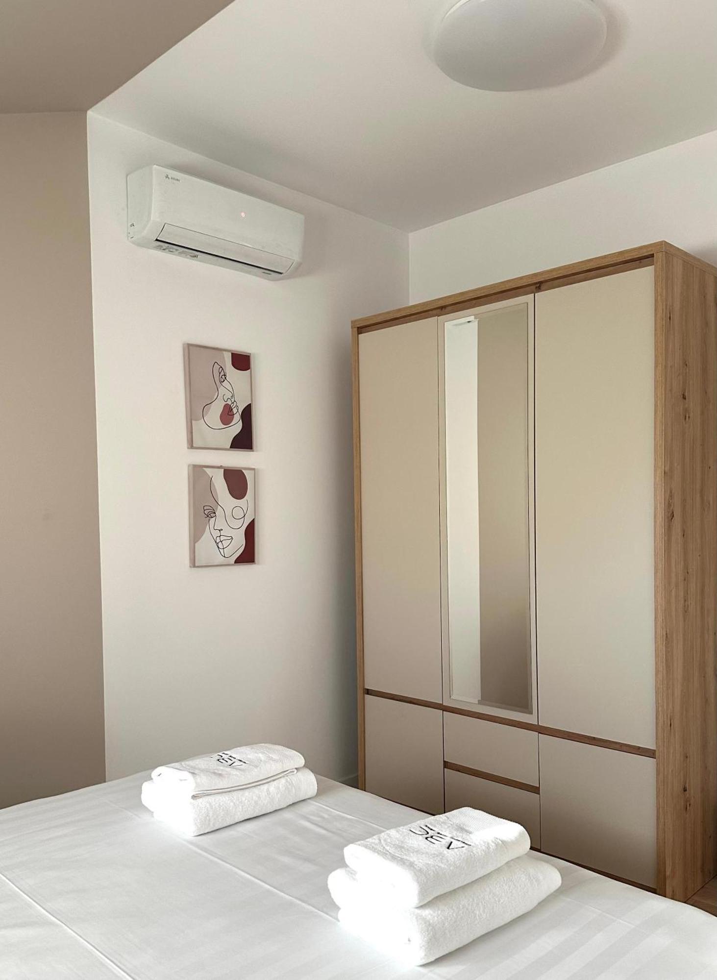 Abc Apartment Blloku Center Тирана Экстерьер фото